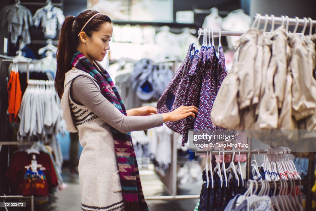 Top Benefits of Buying Clothes Online Fashion